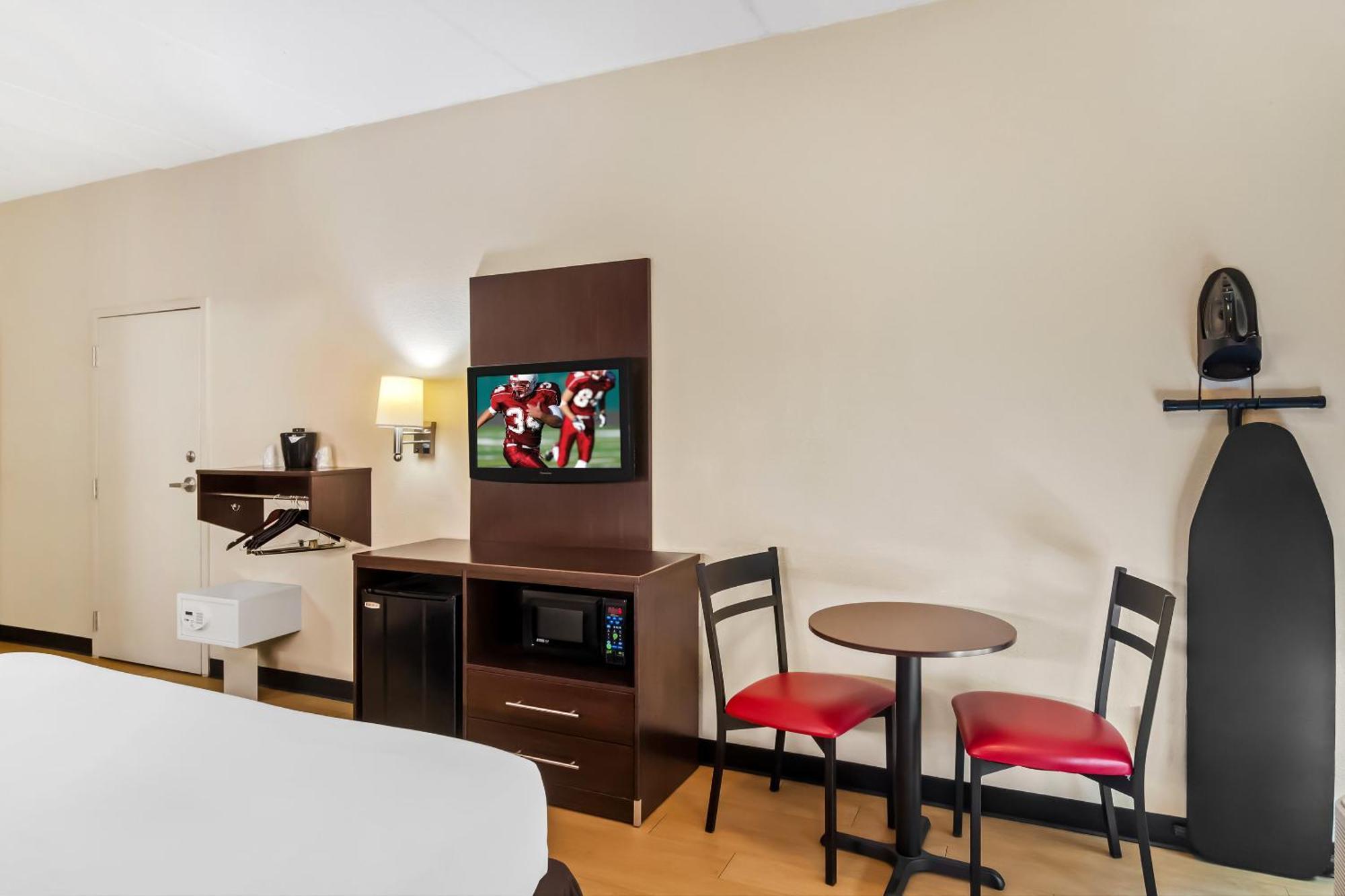 Red Roof Inn Plus+ Jacksonville - Southpoint Ngoại thất bức ảnh